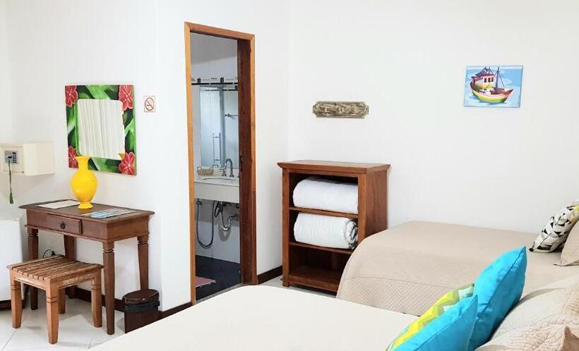 Quarto Estandar Primeiro Andar, Pousada Banzay