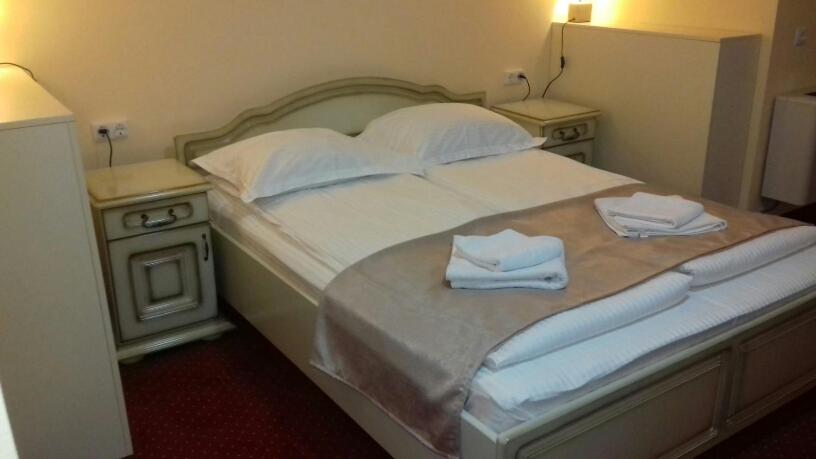 آپارتمان 2 خوابه, Camves Inn