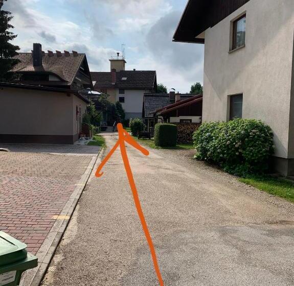کلبه ییلاقی, Alice Chalet Bled   Adults Only