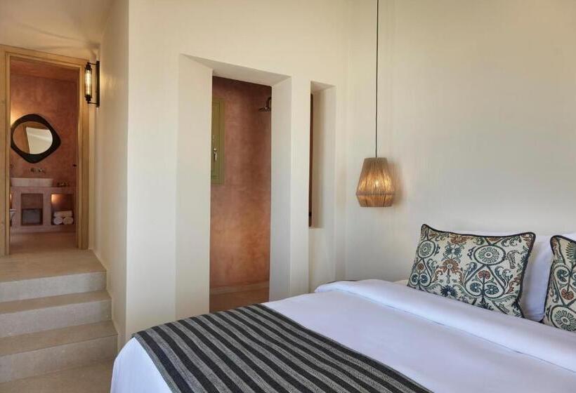 جناح مطلّ علي البحر, Aeon Suites  Adults Only