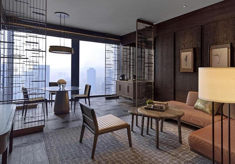 سوئیت با چشم‌انداز, Park Hyatt Shenzhen