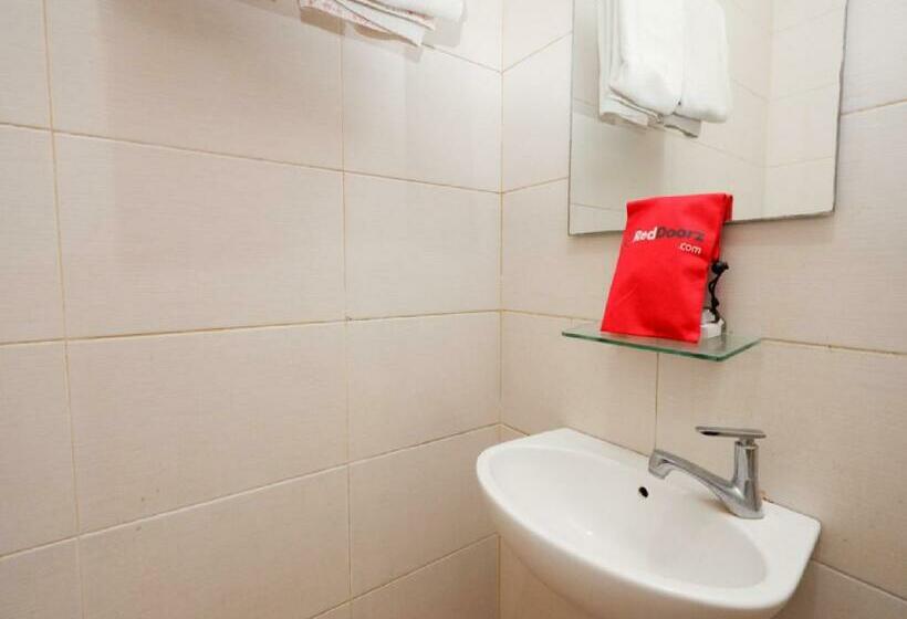 Номер Стандарт, Reddoorz Plus @ Singosari Raya
