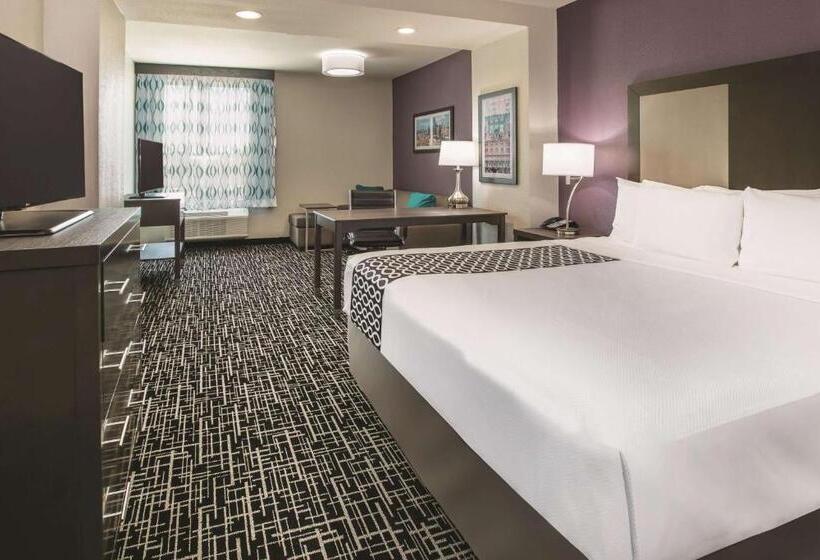 اتاق اجرایی با تخت بزرگ, La Quinta By Wyndham Dallas   Richardson