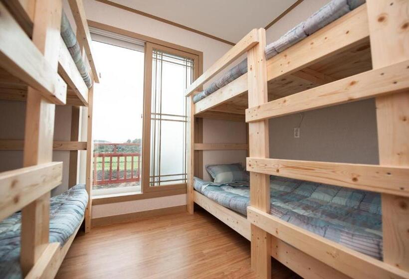 تختخواب در اتاق مشترک, Bangdigareum B&b