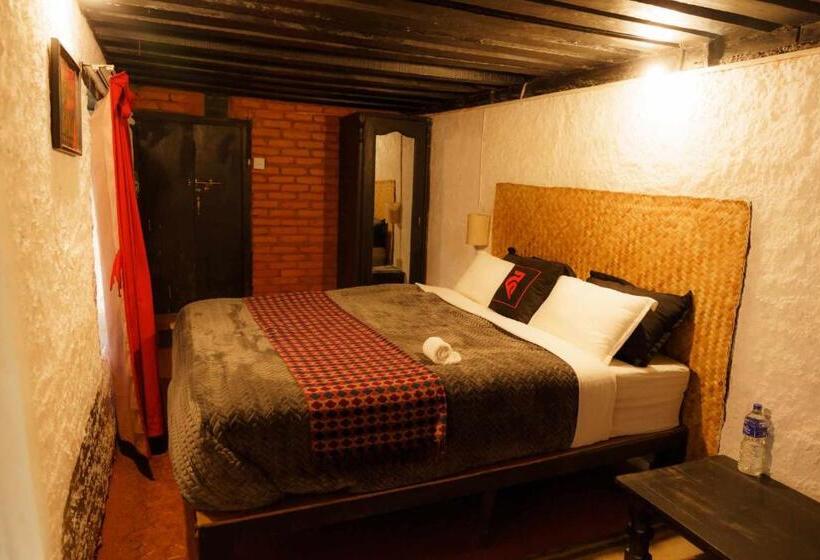 اتاق لوکس, Hira Guest House