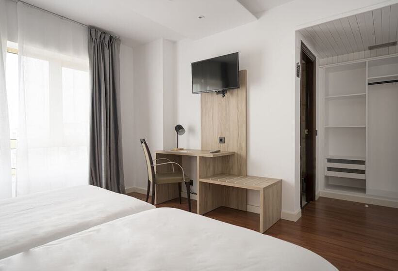 اتاق اکونومی, Alda Centro Gijon