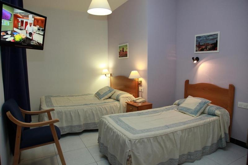 Quarto Estandar, El Emigrante