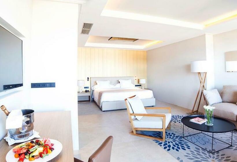 سوییت جونیور, Gpro Valparaiso Palace & Spa