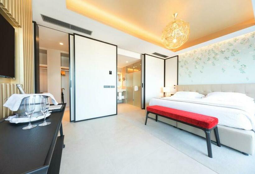 سوئیت رویال, Gpro Valparaiso Palace & Spa