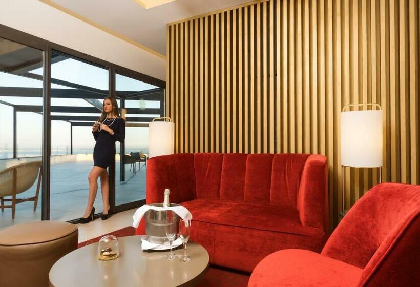 سوئیت رویال, Gpro Valparaiso Palace & Spa