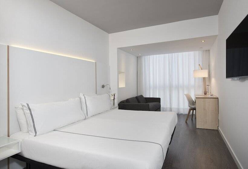 Quarto Deluxe, Innside by Meliá Palma Center