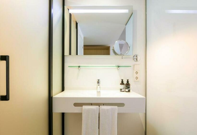 Номер Премиум, Innside by Meliá Palma Center