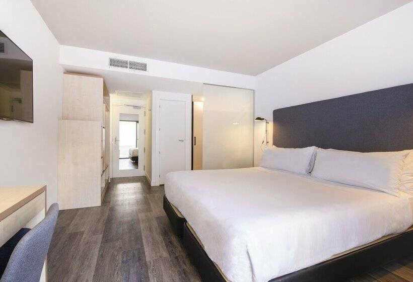 Quarto Estandar, Innside by Meliá Palma Center