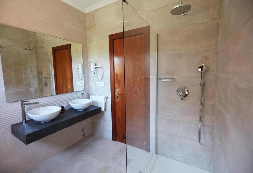 Triple Room Sea View, Ribadesella Playa