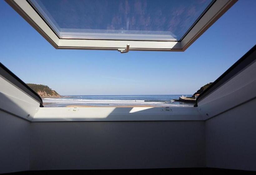 ファミリールーム, Ribadesella Playa