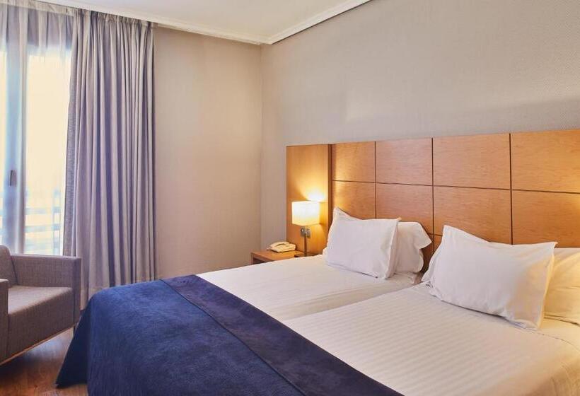 Habitación Estándar, Silken Ciudad De Vitoria
