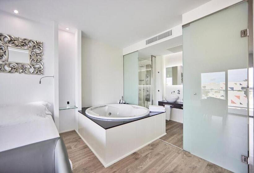 اتاق لوکس با وان آب گرم, Astoria Playa Adults Only 4 Sup