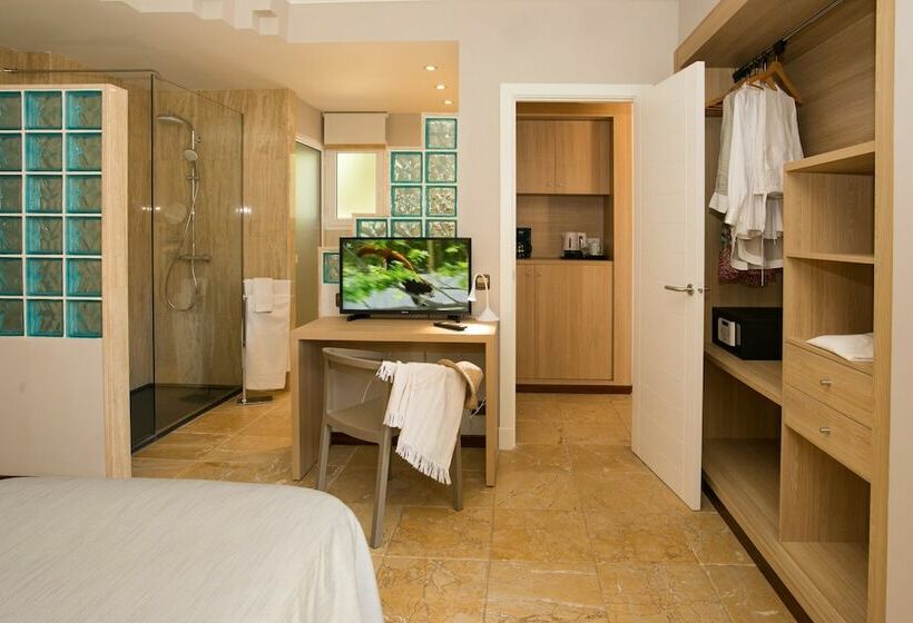 Люкс Престиж, Minura Cala Galdana & Apartamentos D Aljandar