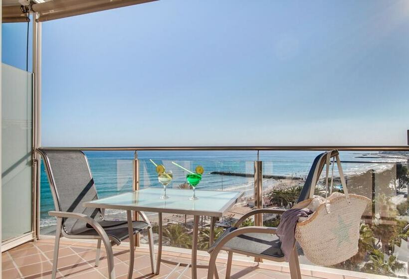 Junior Suite Vista Mar Lateral, Calipolis