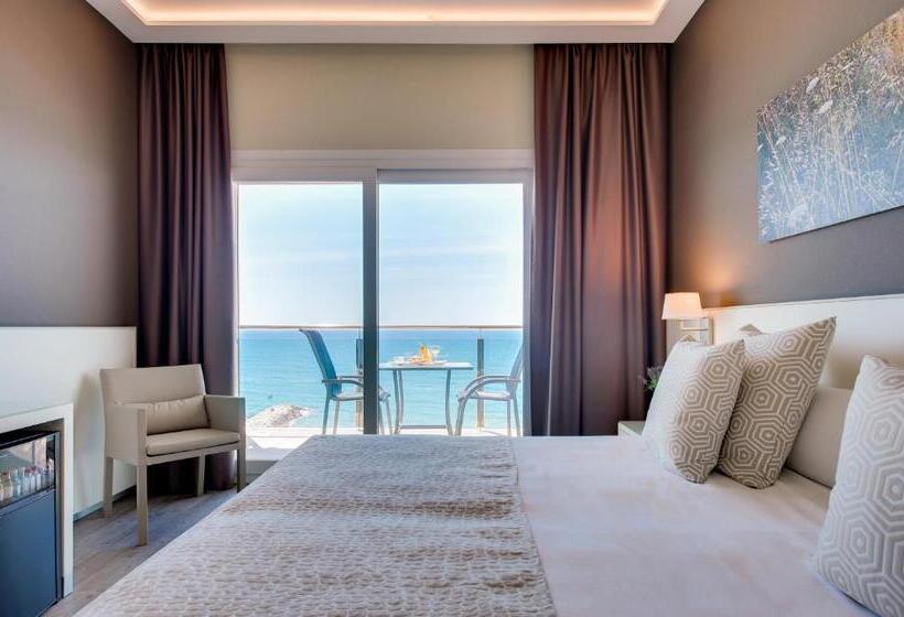 Номер Executive Вид на Море, Calipolis