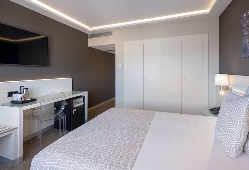 Quarto Executivo, Calipolis