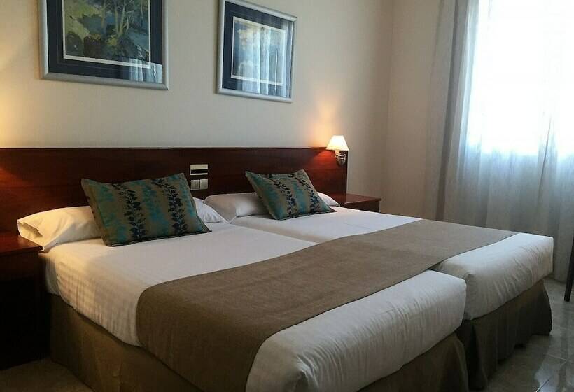 Habitación Cuádruple Estándar, Checkin Valencia Ciscar