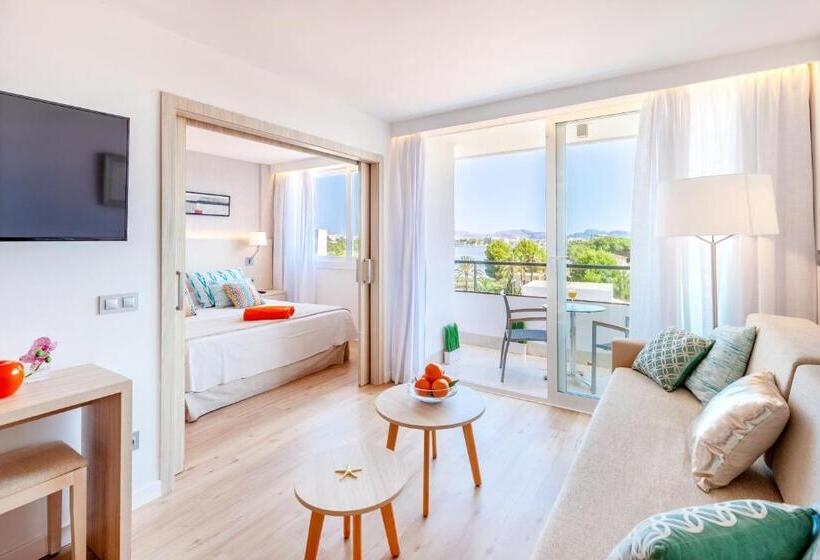 1 Bedroom Apartment Lake View, Viva Eden Lago