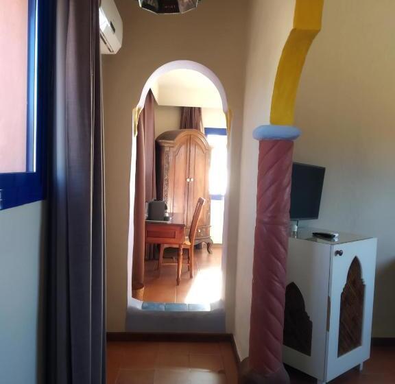 סוויטת ג'וניור נוף לים, Beach Hotel Dos Mares