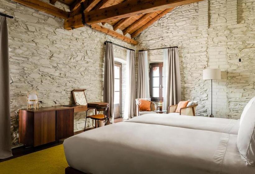 Номер Deluxe, Torre Del Remei