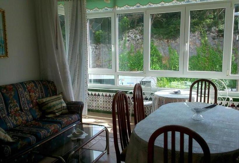 خانه 4 خوابه, Villa