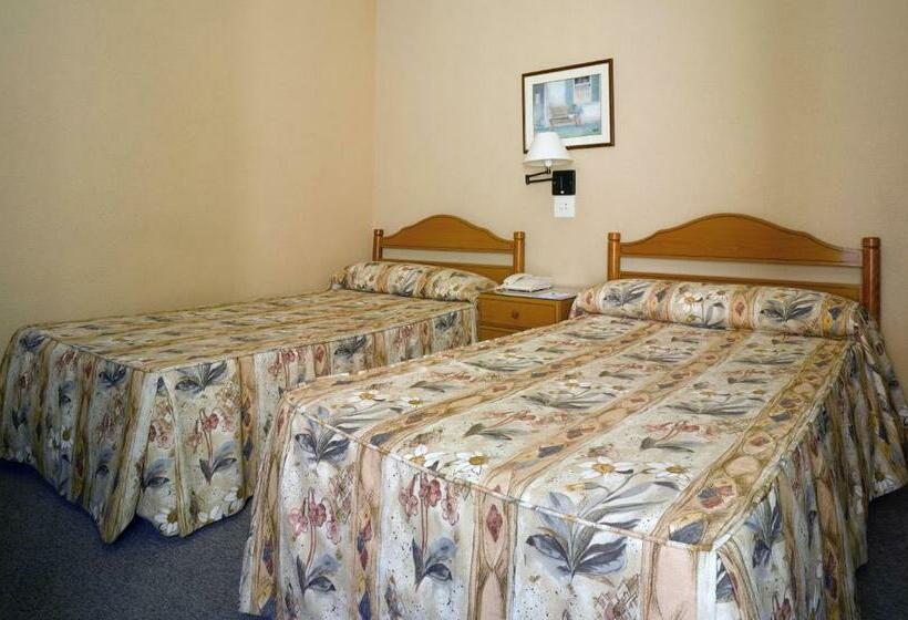 Семейный Номер, Balneario De Archena   Hotel León