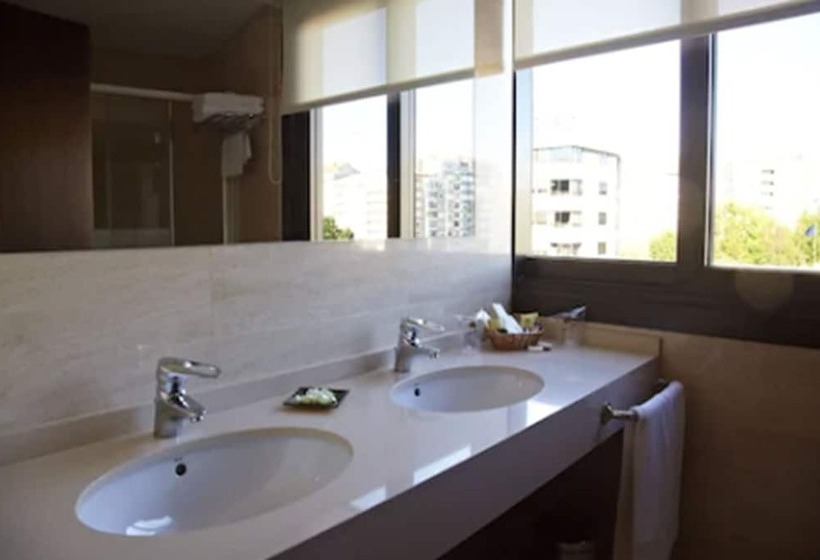 اتاق استاندارد, Coia De Vigo