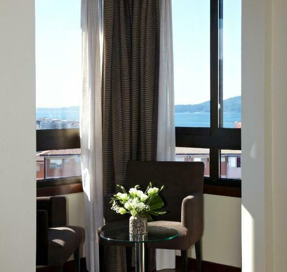 سوییت جونیور, Coia De Vigo