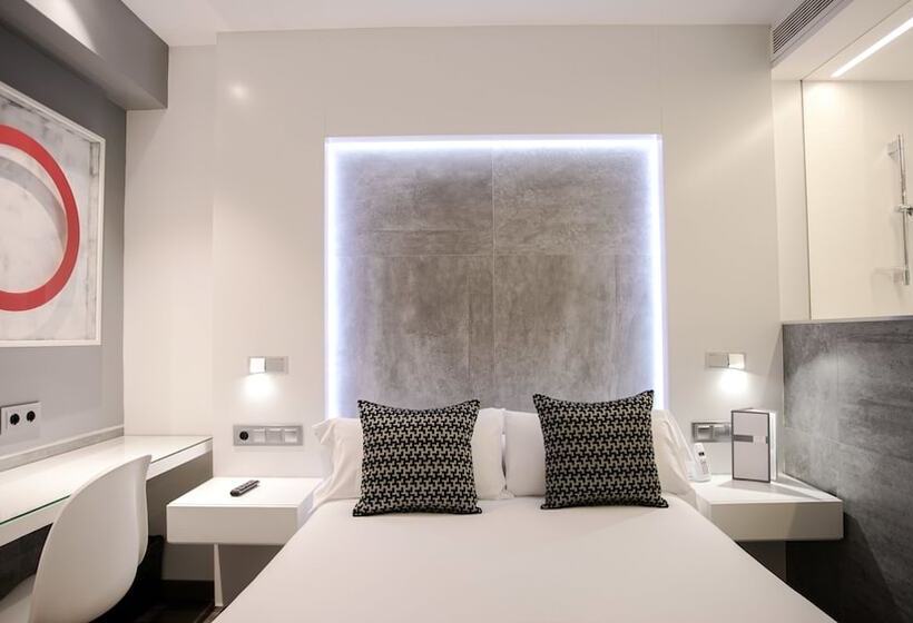 اتاق اینتریور یک تخته, Regina