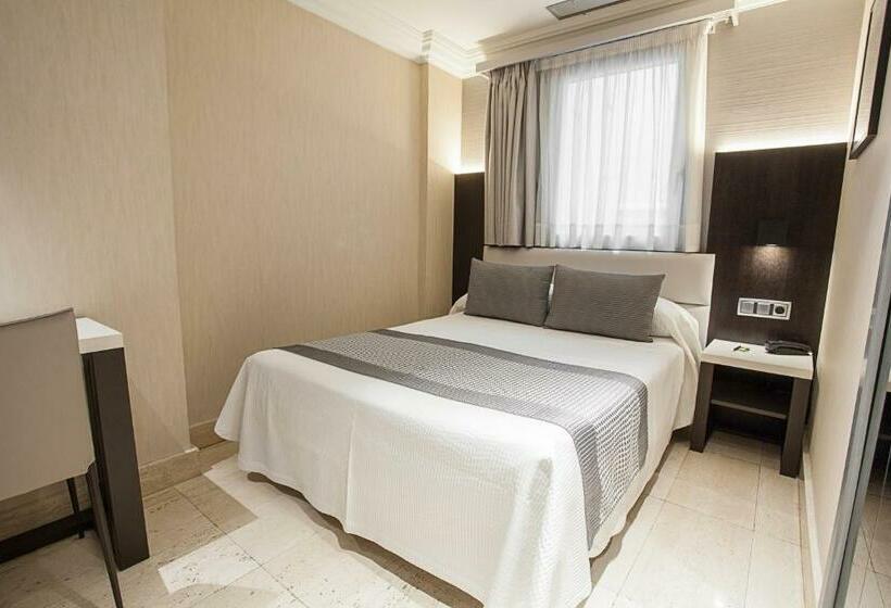싱글 기본룸, Habitus Hotel Europa