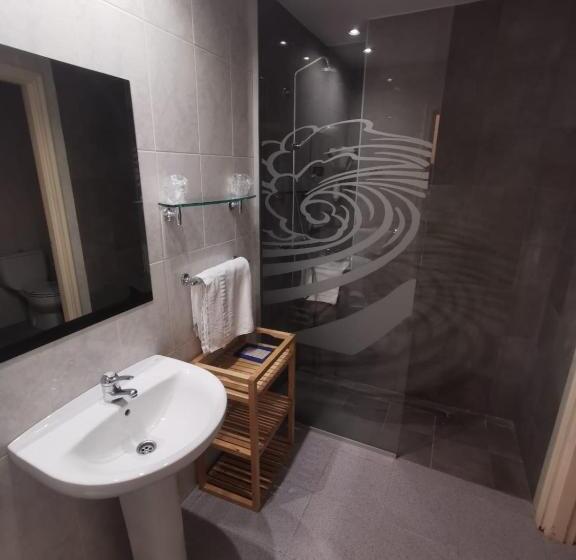 اتاق استاندارد سه نفره, Eco Hotel Mundaka