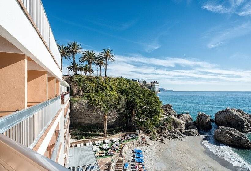 سوییت جونیور با چشم‌انداز دریا, Balcon De Europa