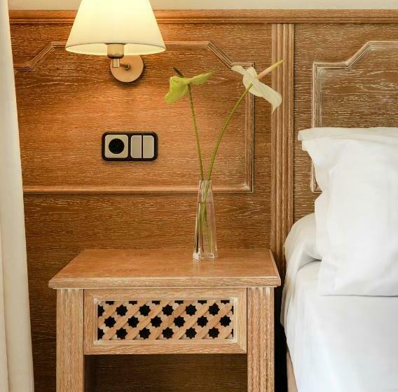 اتاق استاندارد با چشمانداز استخر, H10 Salou Princess