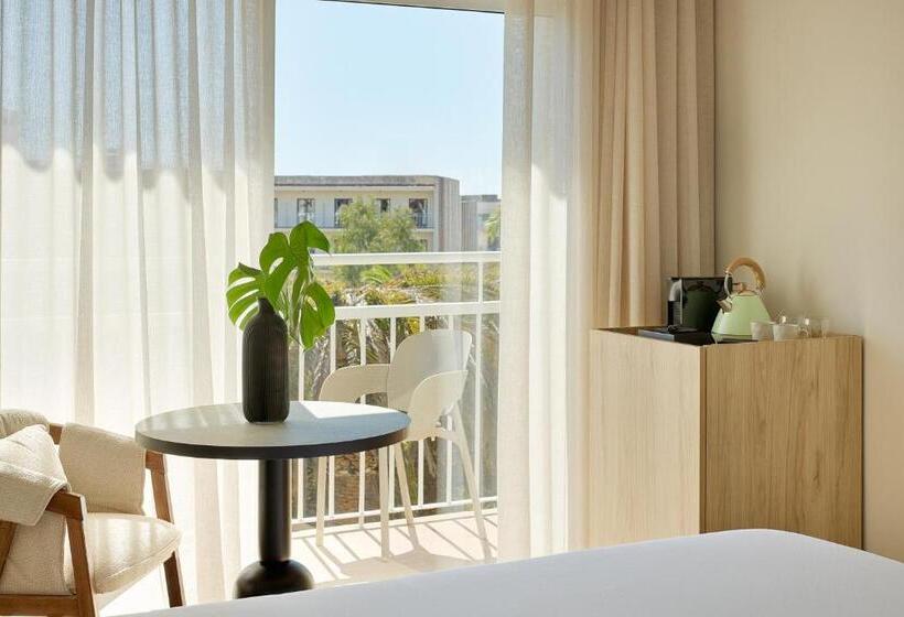 オーシャンビュースタンダードルーム, Meliá Lloret de Mar