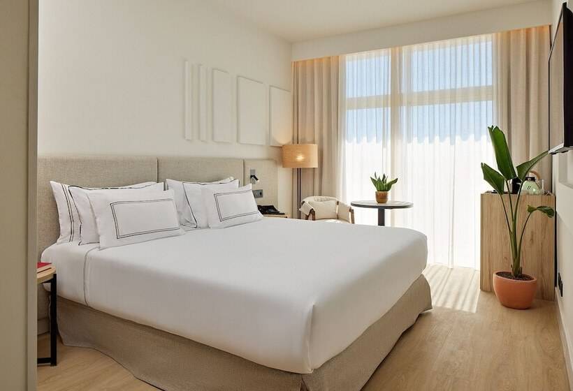 スタンダードコネクティングルーム, Meliá Lloret de Mar