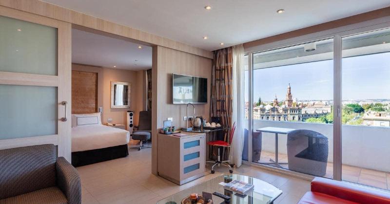 سوییت جونیور, Melia Sevilla