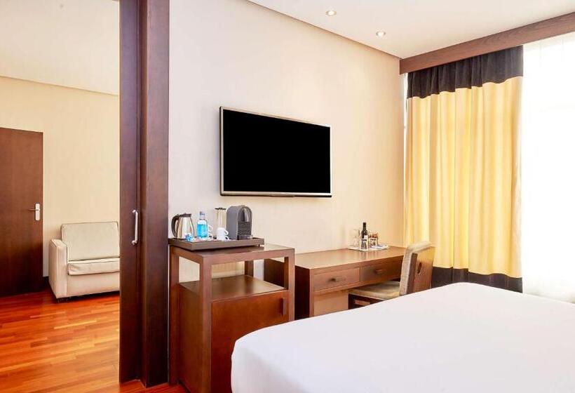 Standart Oda, NH Sevilla Plaza De Armas