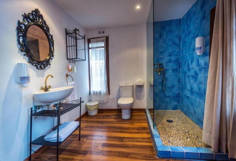 Quarto Quádruplo Estandar, Rio Piedra