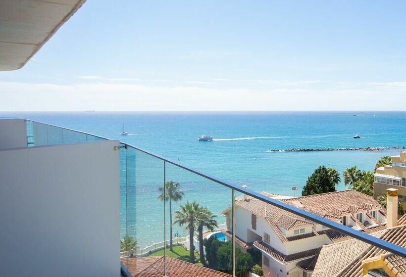 侧面海景标准三人间, Benalmadena Beach