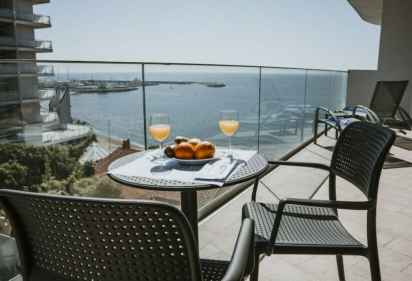 Трехместный Номер Стандарт Боковой Вид на Море, Benalmadena Beach