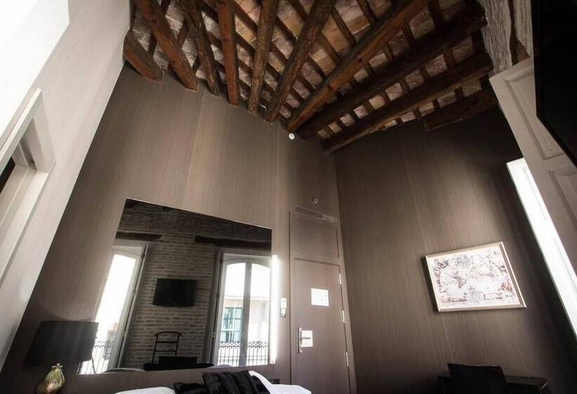 اتاق سوپریور, Cosy Rooms Embajador