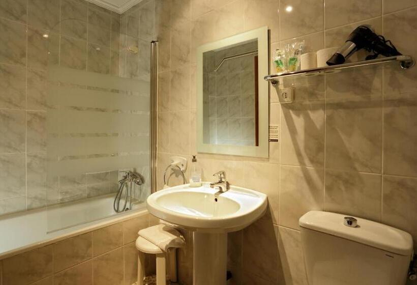Номер Стандарт с Балконом, Hostal Populetus