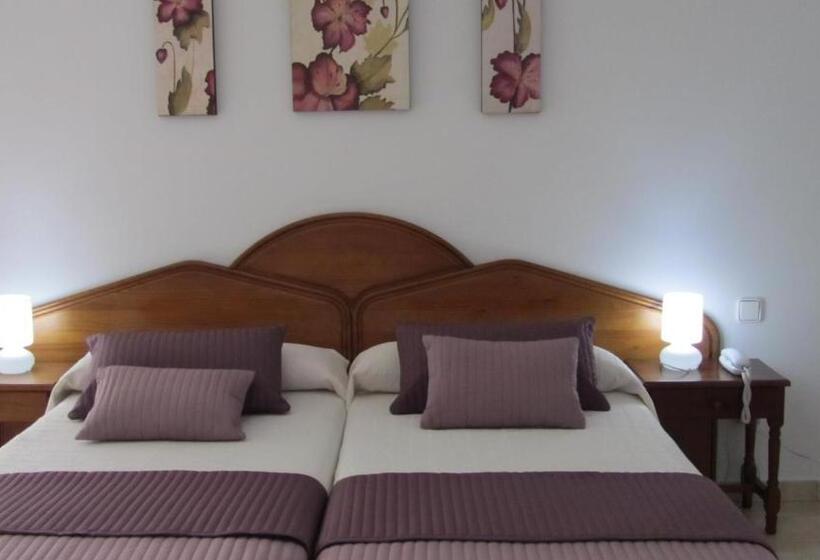 四人标准间, Hostal Vista Alegre
