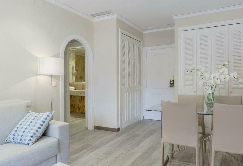 سوئیت کلاسیک, Oliva Nova Beach & Golf