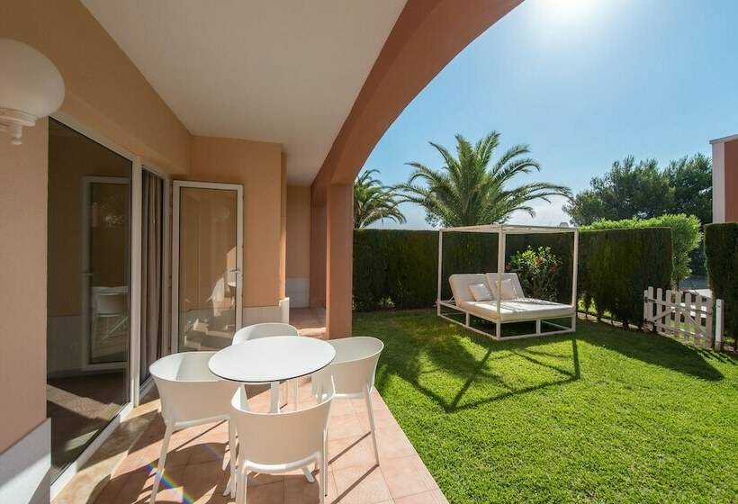 سوئیت کلاسیک, Oliva Nova Beach & Golf